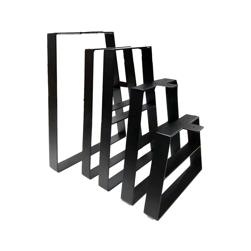 Trapeziumvormige metalen tafelpoten